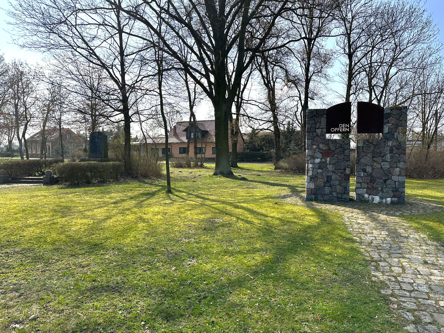 Denkmal für die Opfer der Krieges 1939-1945 Kienitz